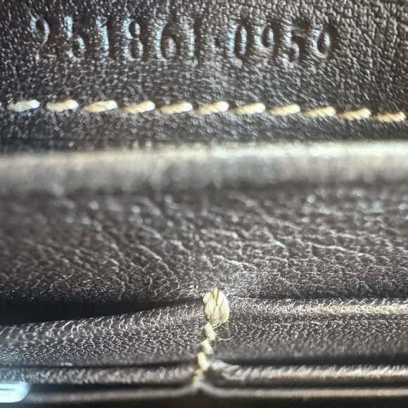 Gucci GG Monogram Canvas Lovely Heart Continental Bifold Wallet - Picture 12 of 16